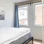 شقة With Three Bedrooms In The Middle Of Bergen! *