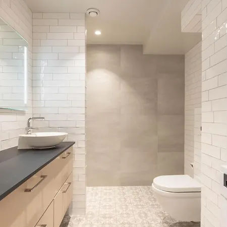 With Three Bedrooms In The Middle Of Bergen!