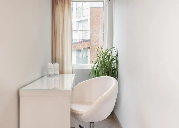 With Three Bedrooms In The Middle Of Bergen! *