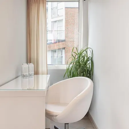 With Three Bedrooms In The Middle Of Bergen! *